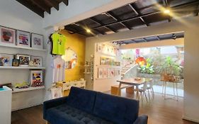 La divina trinidad - Galeria Wellness Hostal